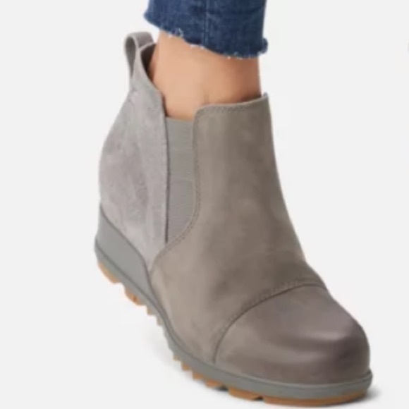 SOREL | Evie Pull On Suede Bootie in Quarry Gum - Picture 5 of 5